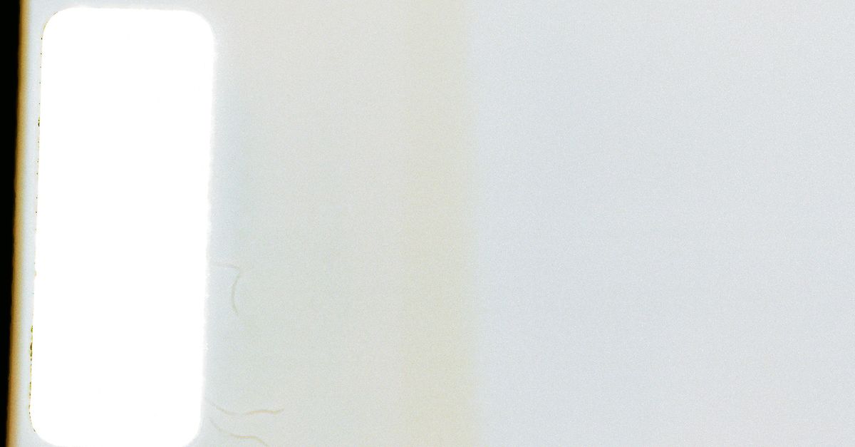 Abstract image illustrating the end of a film roll in analog photography.