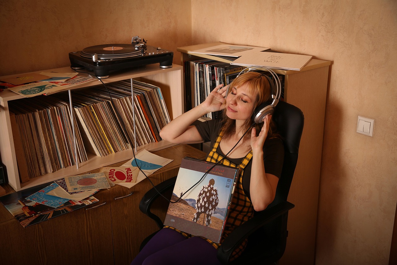 vinyl records, vinyl collection, woman, listen to the music, young woman, music library, music, records, studio, songs, vinyl, retro, vintage, room, shelves, interior, meloman, collection, sorting, choose, select track, album's cover